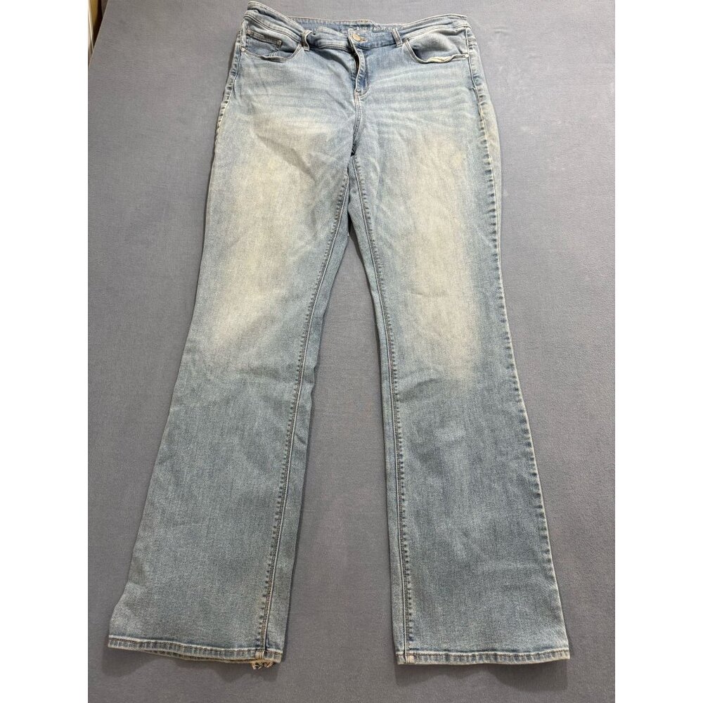 Chico's Women's The Platinum Barely Boot Cut Jeans Stretch Blue Size 2 Tall